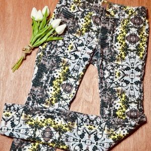 Vera Wang Princess Abstract Floral Print Pants